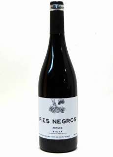 Red wine Artuke Pies Negros