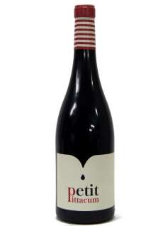 Red wine Petit Pittacum